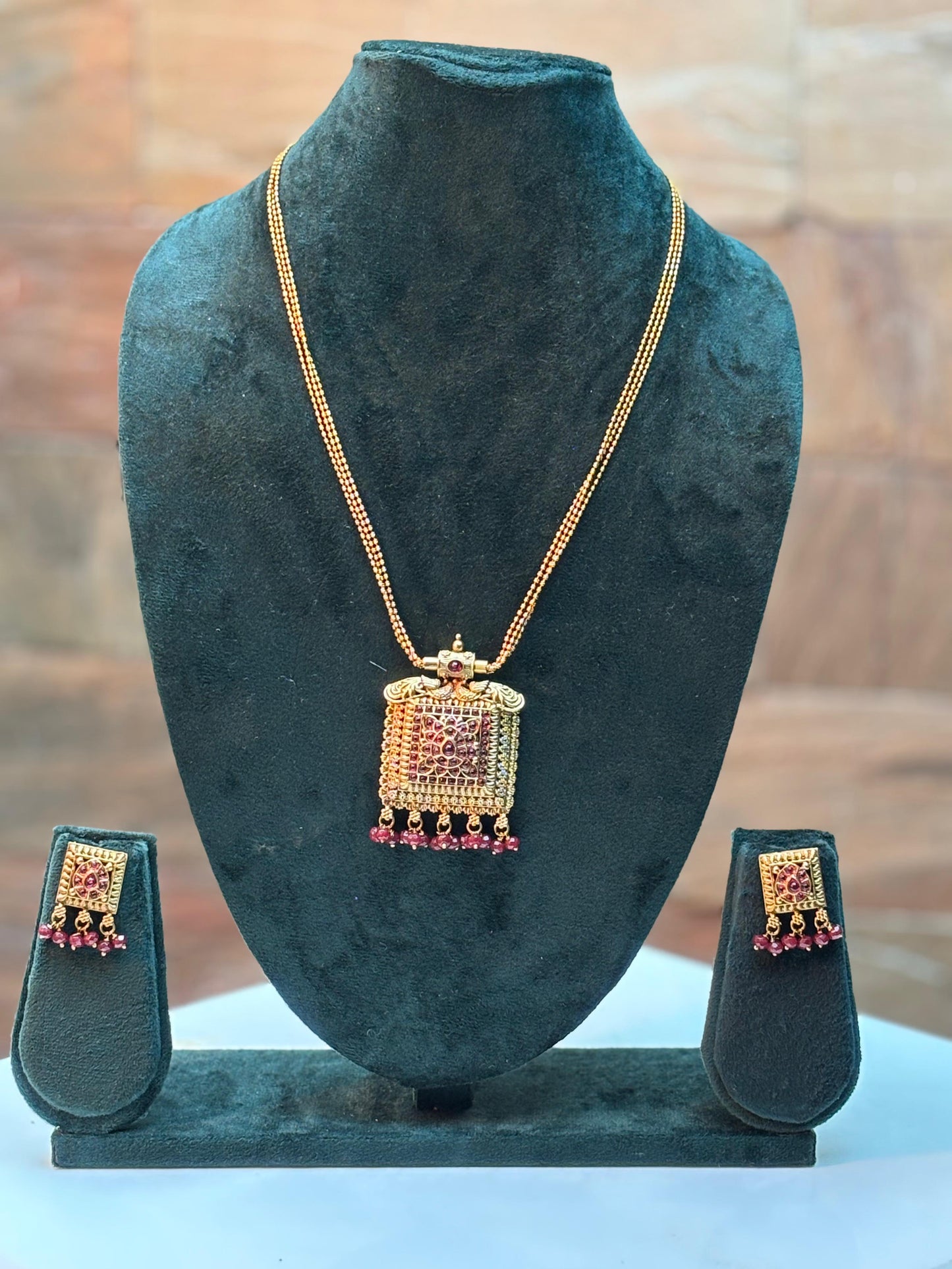 Pendant Necklace set