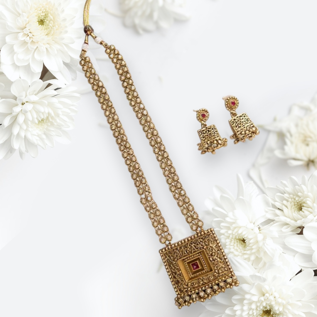 Antique Square Pendant Necklace set