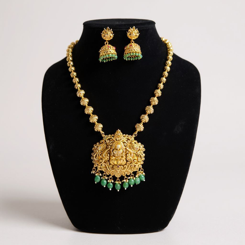 Temple design Lakshmi pendant necklace set