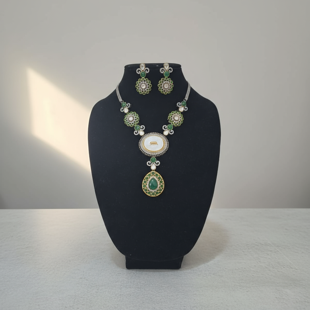 Moissanite Kundan Necklace Set