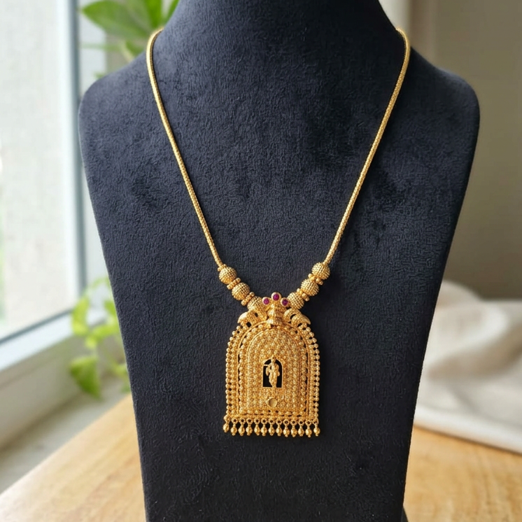 Gold Plated traditional pendant Necklace