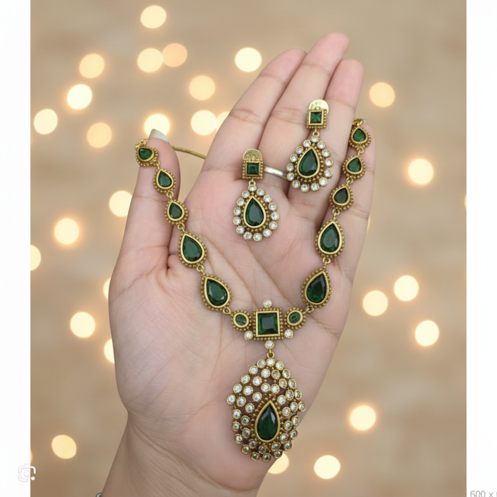 Jyothika Inspired Short Chain Necklace Set