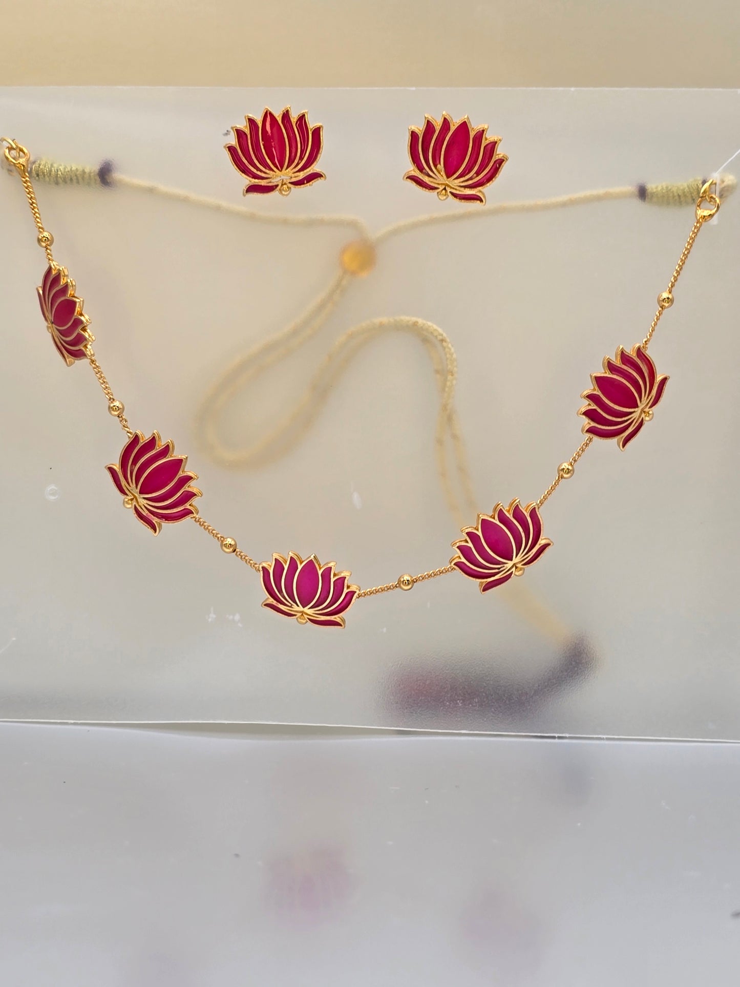 Lotus Grace - (Red/Green/Pink/Black)