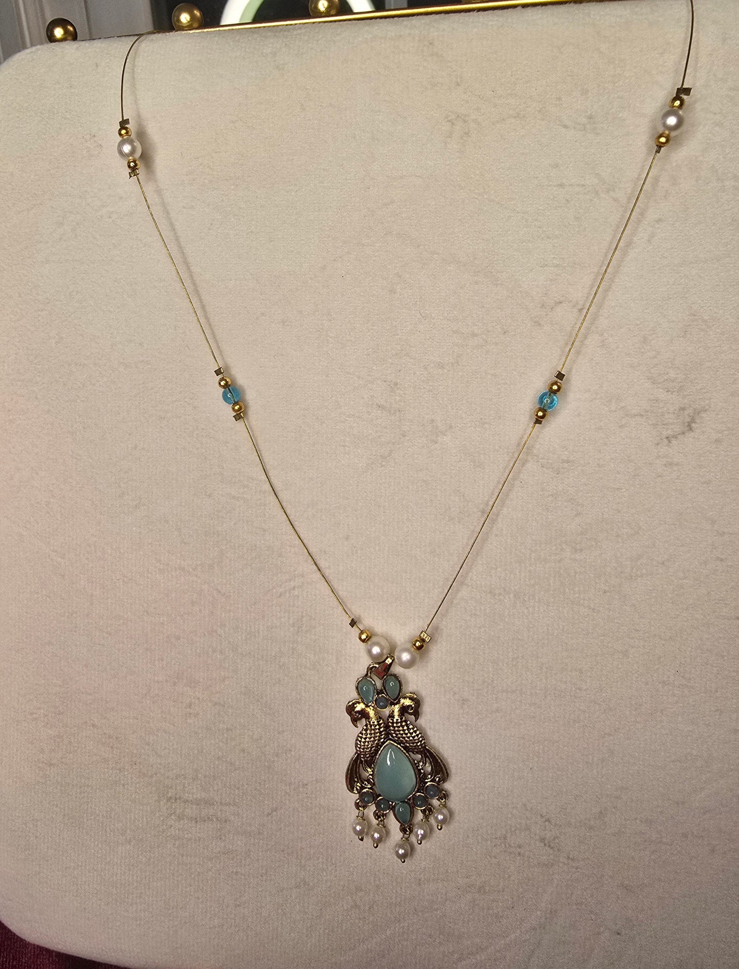 Invisible necklace