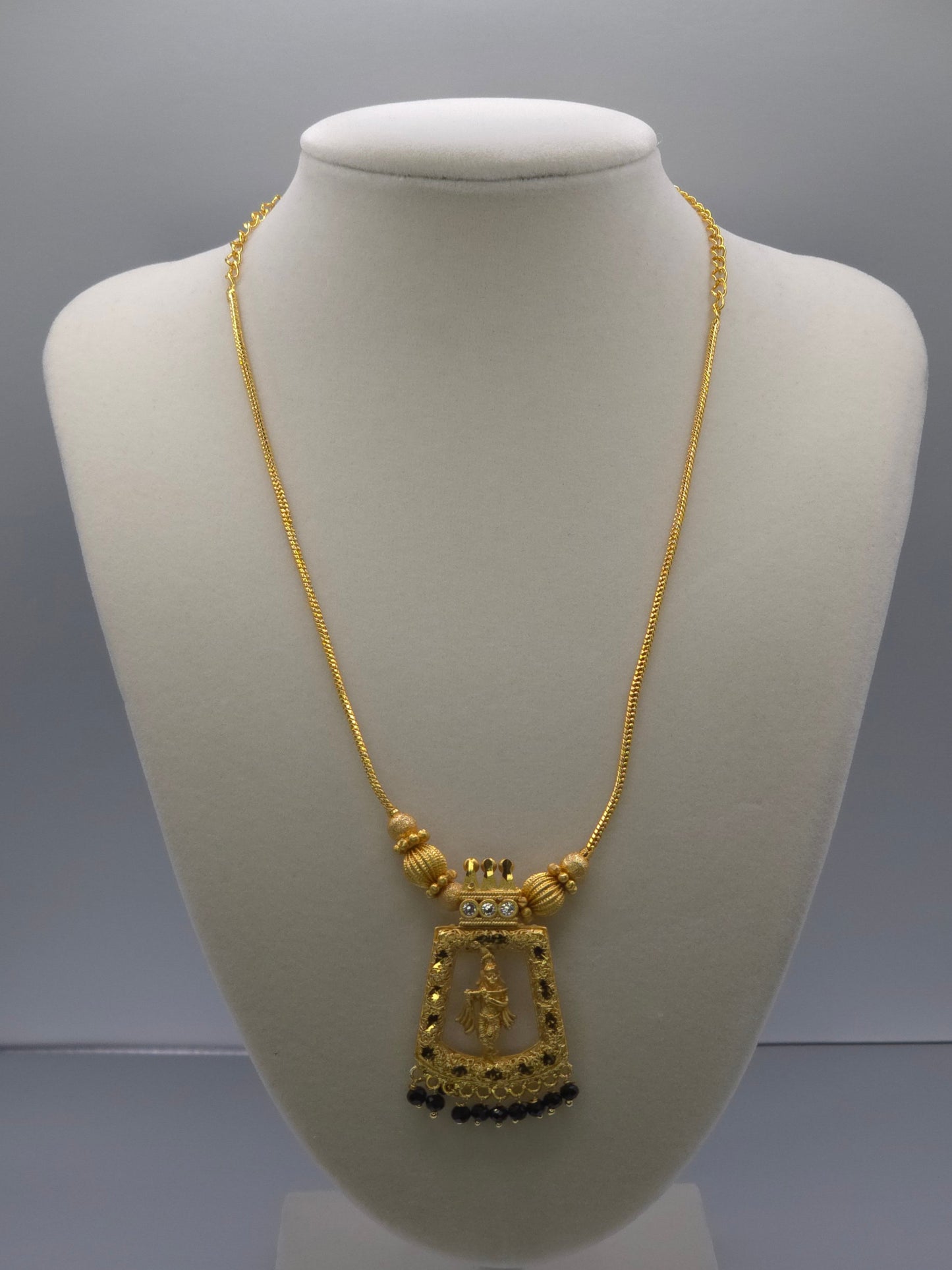 Gold Plated Pendant Necklace