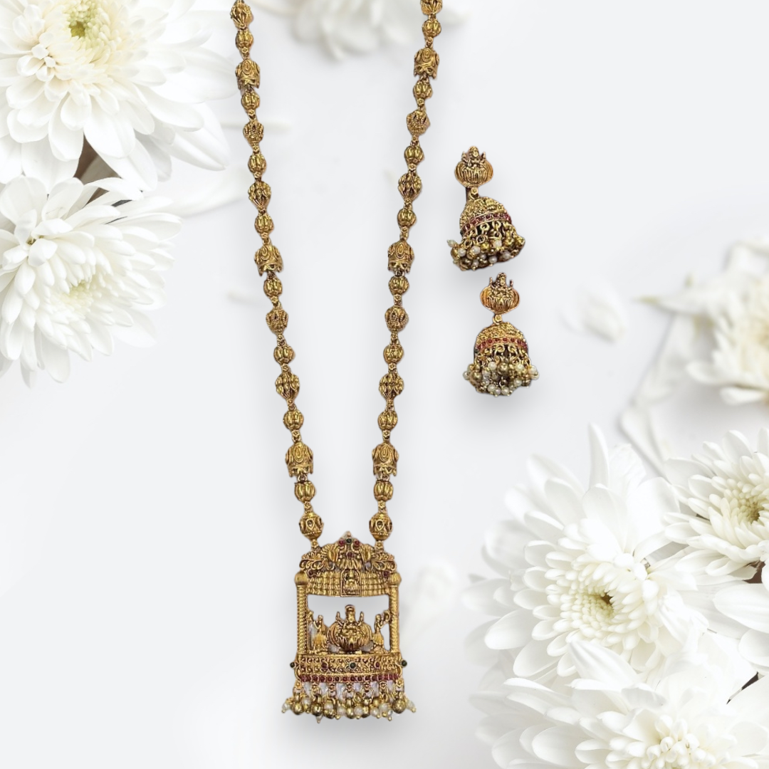 Antique Divine Strings