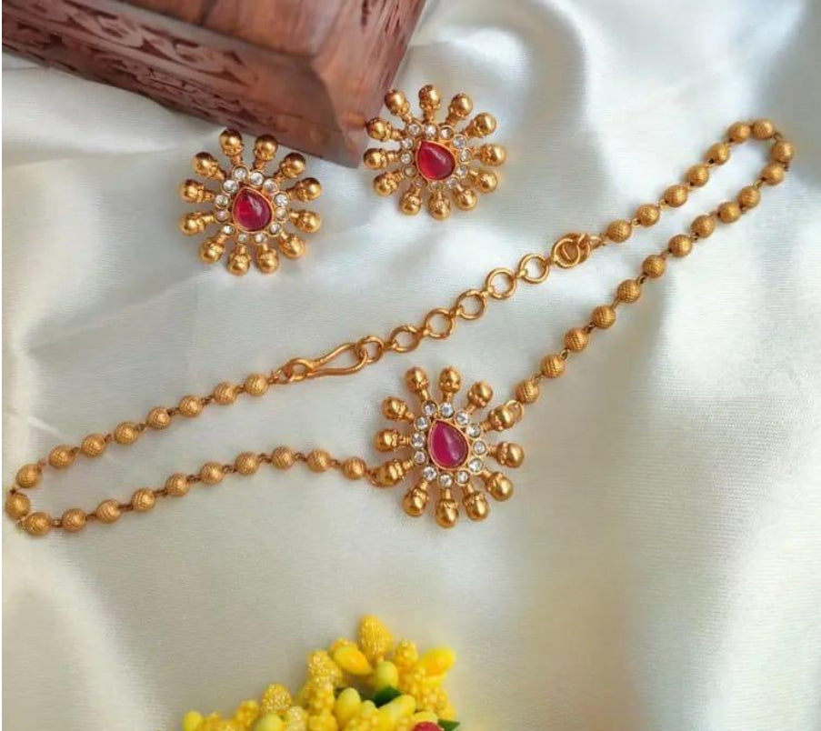 Golden Beads and Crystal Style Necklace Set