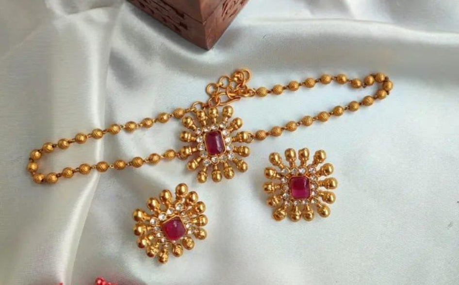 Golden Beads and Crystal Style Necklace Set