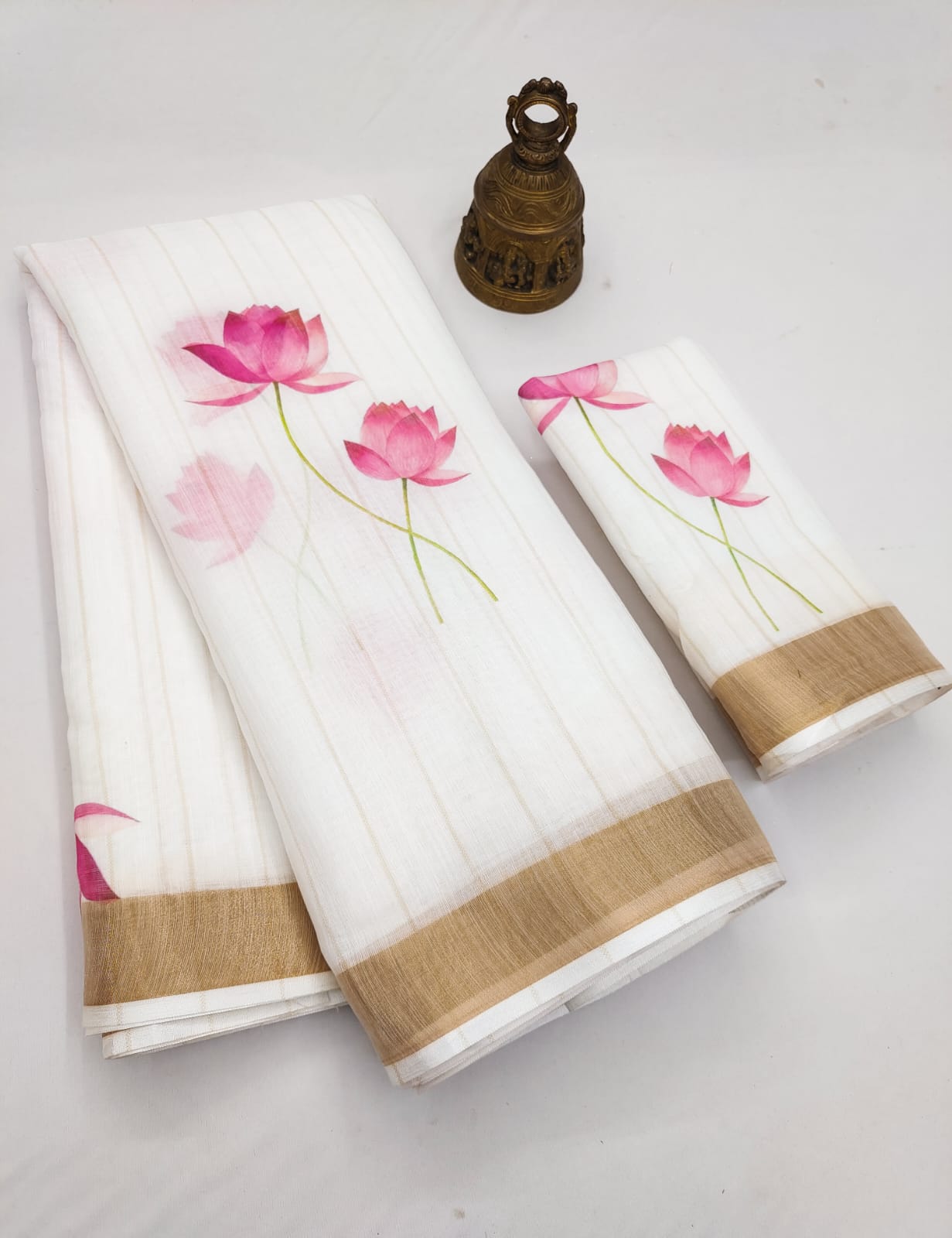 Lotus motif Linen Saree