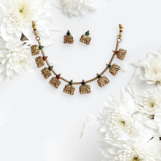 Elephant Parade Necklace Set