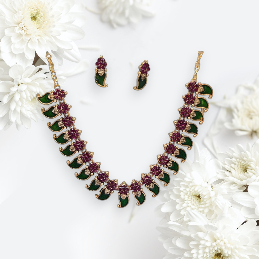 Traditional Green/Red Palakka Set
