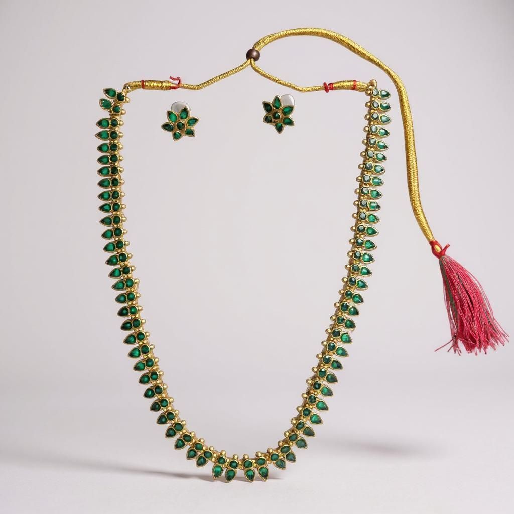 Traditional Palakka long haaram