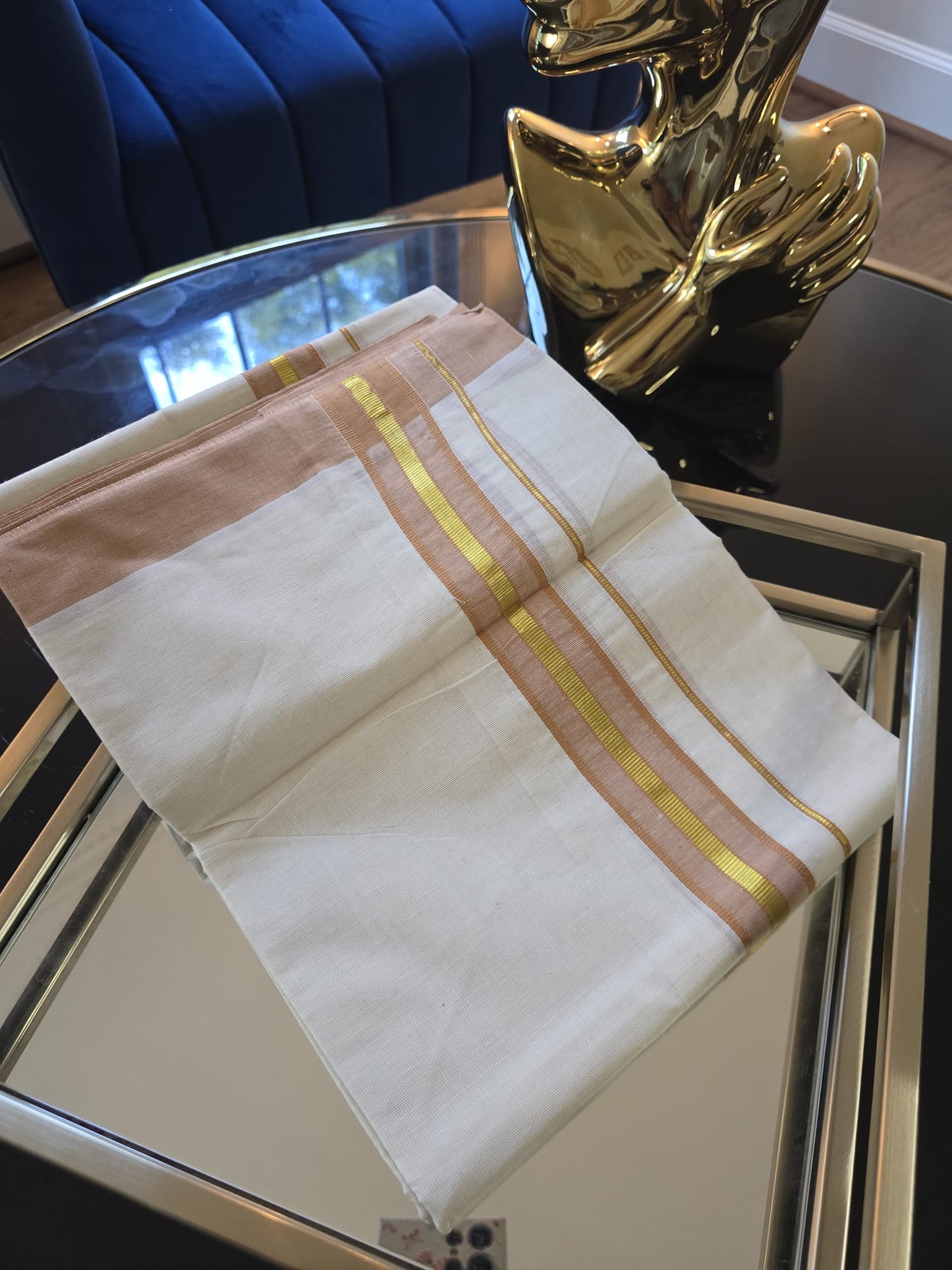 Kerala Mundu – Light Red with Golden Kasavu Line