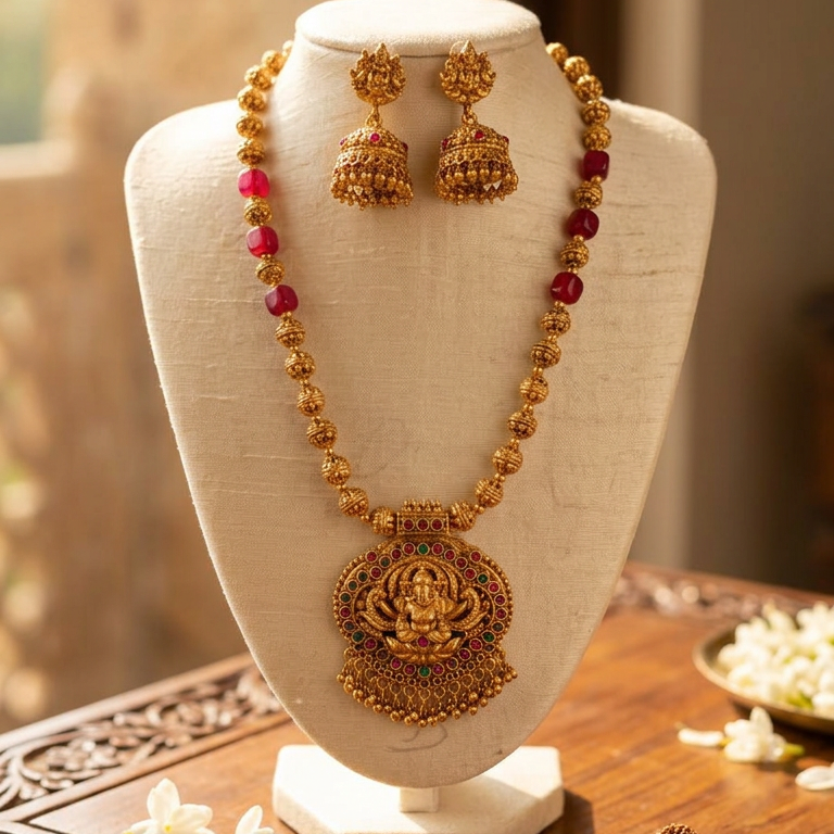 Lakshmi Pendant short necklace set(16 inch)