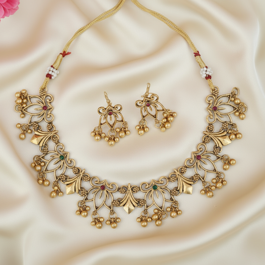 Elegant Lotus Necklace set