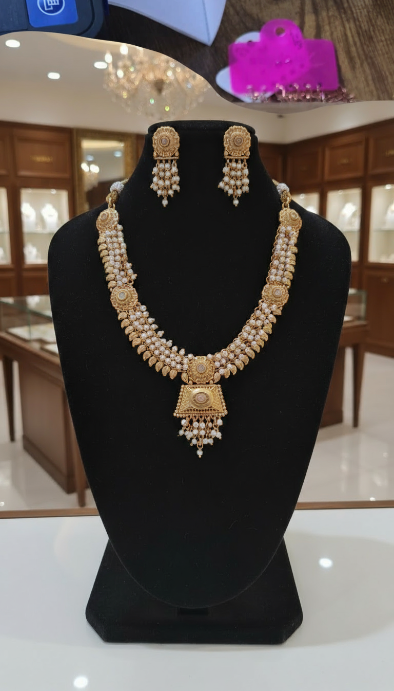 Necklace Set
