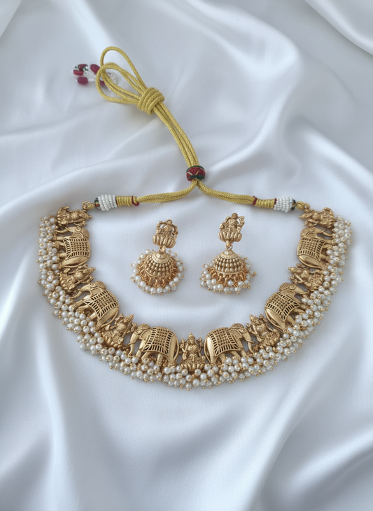 Annapurna Pearl Necklace Set