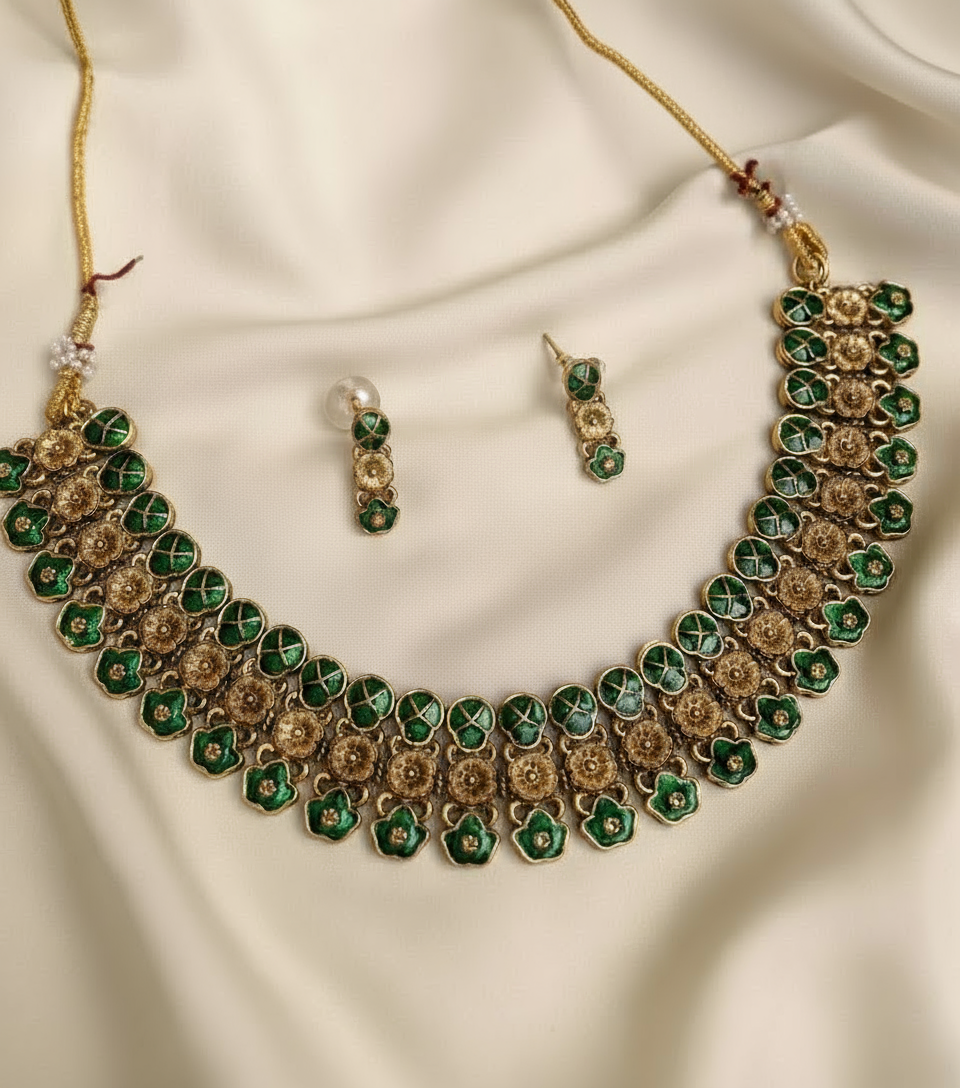 Emerald Blossom Choker