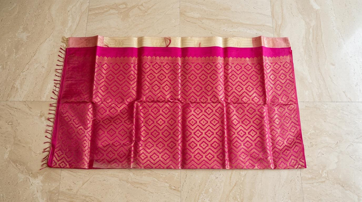 Cream and Pink Silk Mark Certified Kanchipuram Saree (blouse lining included)