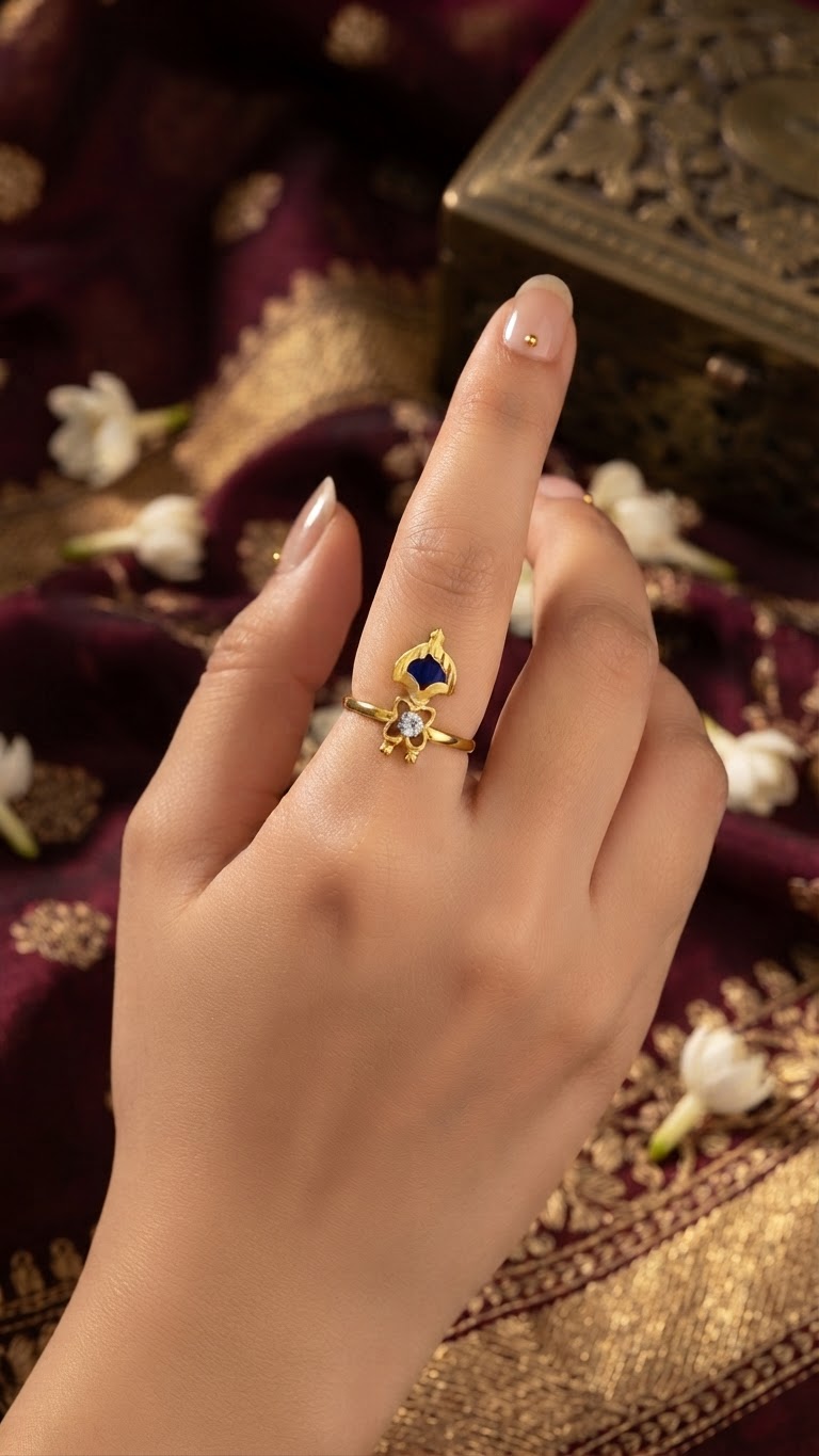 Gold Plated Traditional Kerala Palakka Motif Adjustable Finger Ring (Available in Green, Red, & Blue)