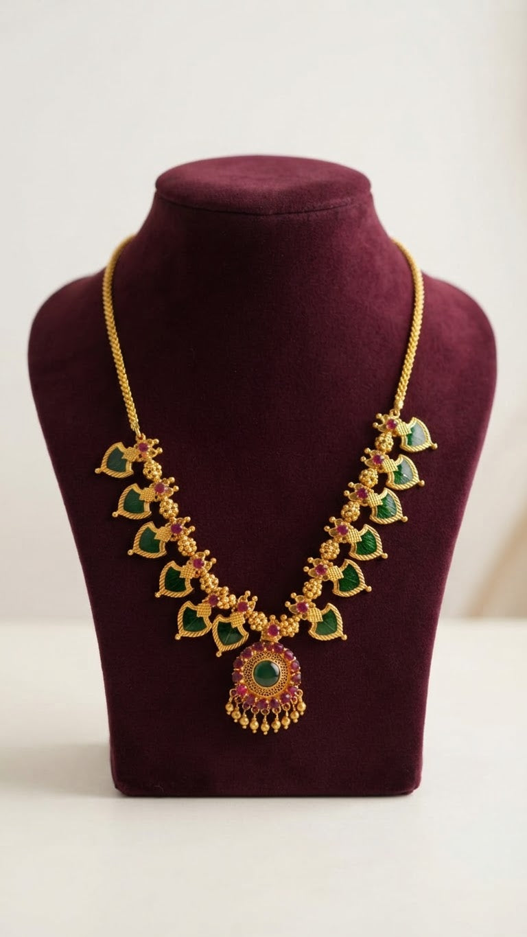 Gold plated Traditional Palaka Necklace