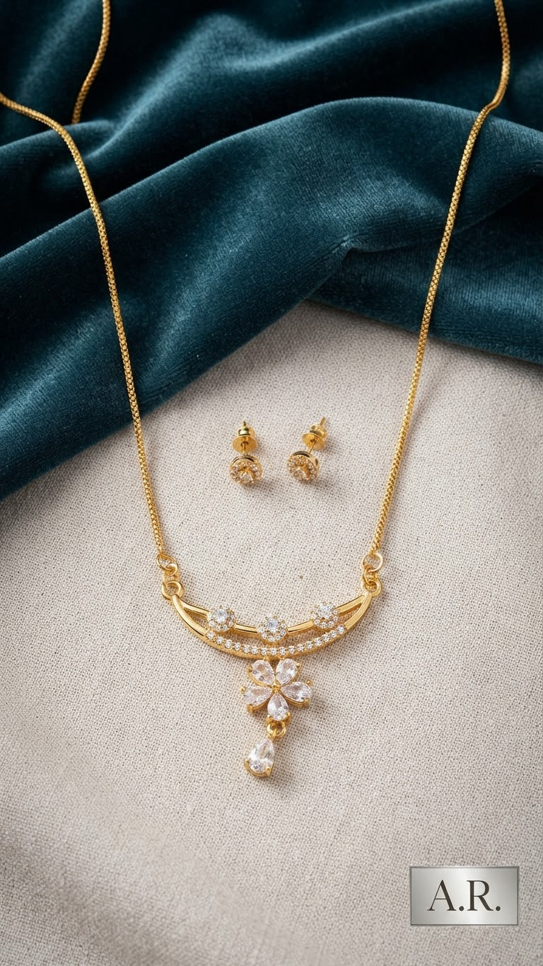 Elegant Gold Pendant Set